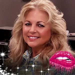 Meet your Posher, Carol